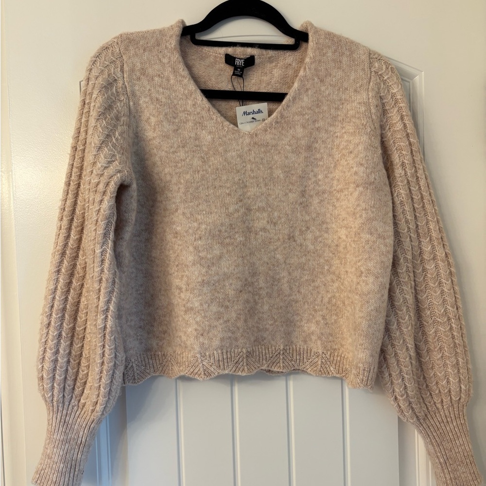 Frye Cozy Cream V-Neck Sweater Chunky Knit